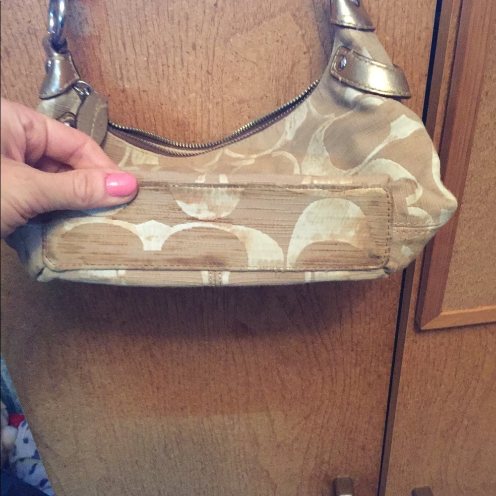 Used Authentic Small Coach Purse - Picture 3 of 4